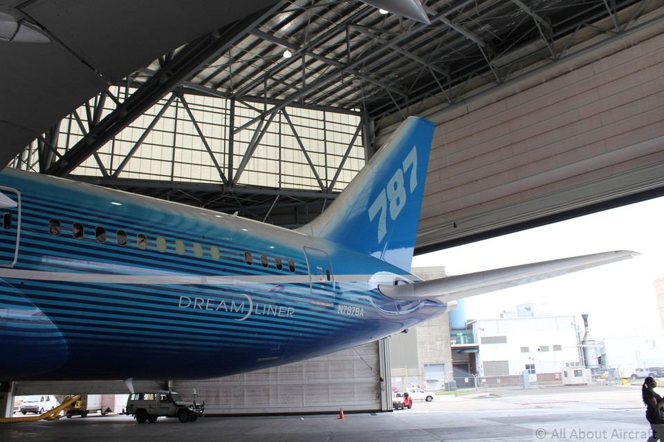 Boeing 787-8 N787BA