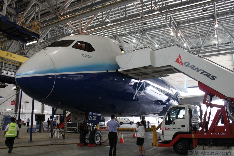Boeing 787-8 N787BA