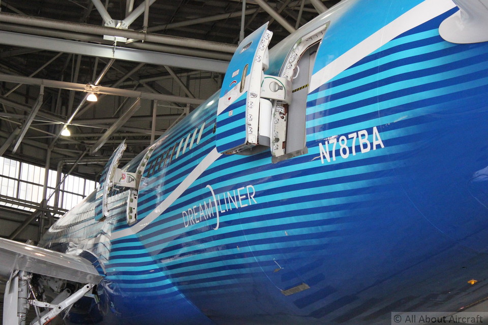 Boeing 787-8 N787BA