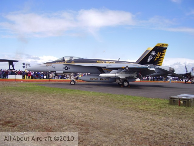 F/A-18 Super Hornet 200, VFA-27 Royal Maces