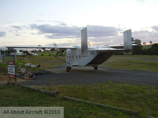 Waiting for skydivers