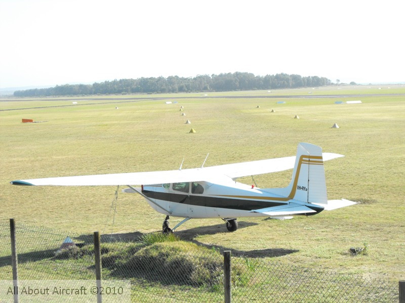 VH-RYS