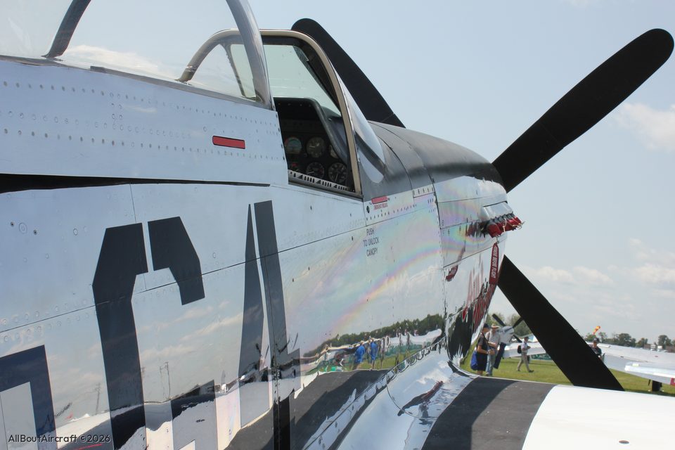 P-51 Mustang, canopy open