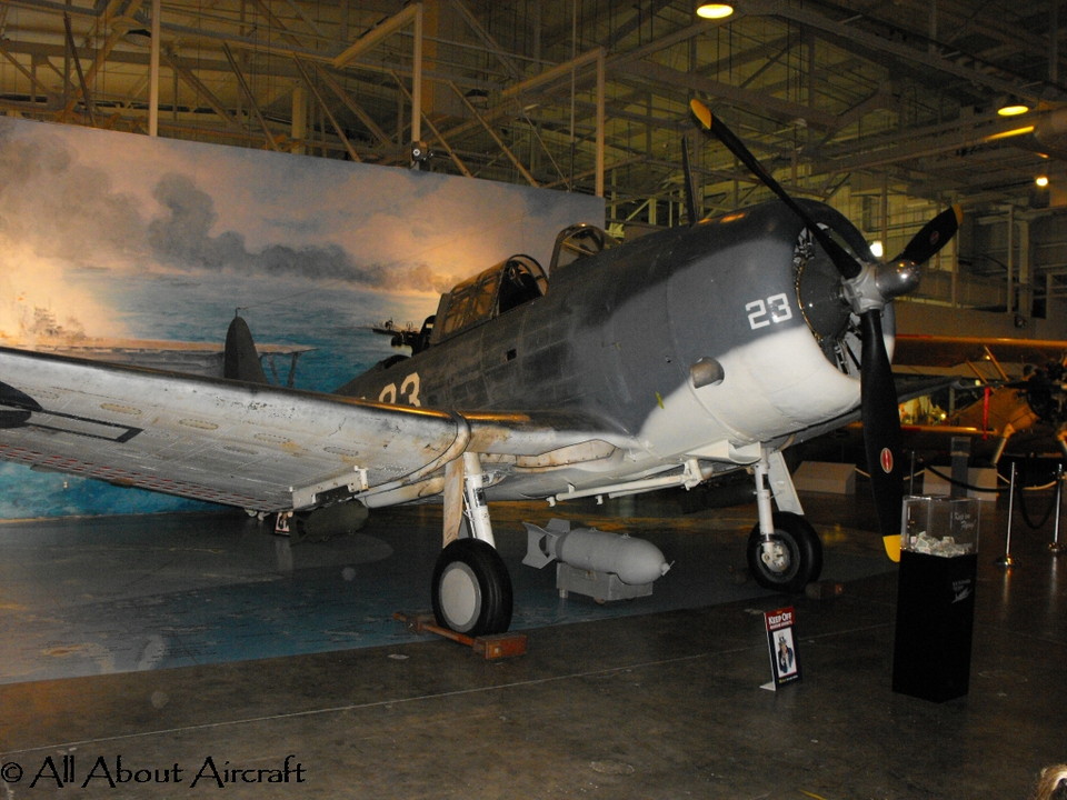Douglas SBD Dauntless (Dive Bomber)