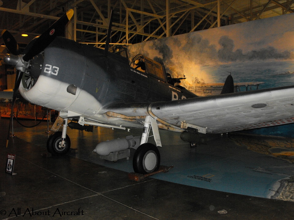 Douglas SBD Dauntless (Dive Bomber)