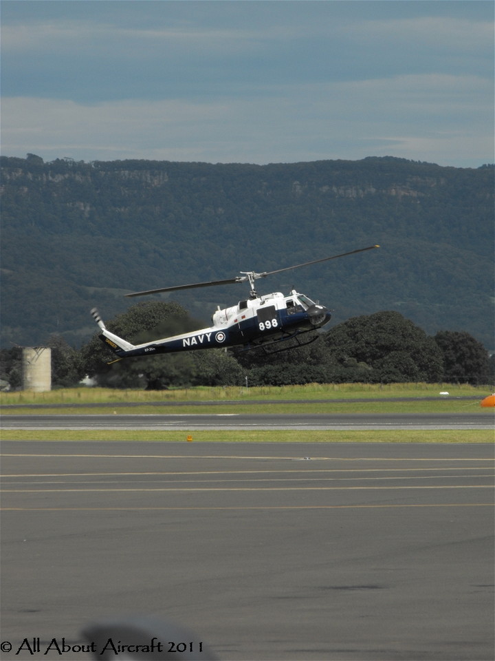 Bell UH-1B Iroquois N9-3104, Navy 898