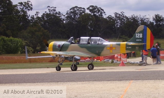 YAK52 - VH-XRO